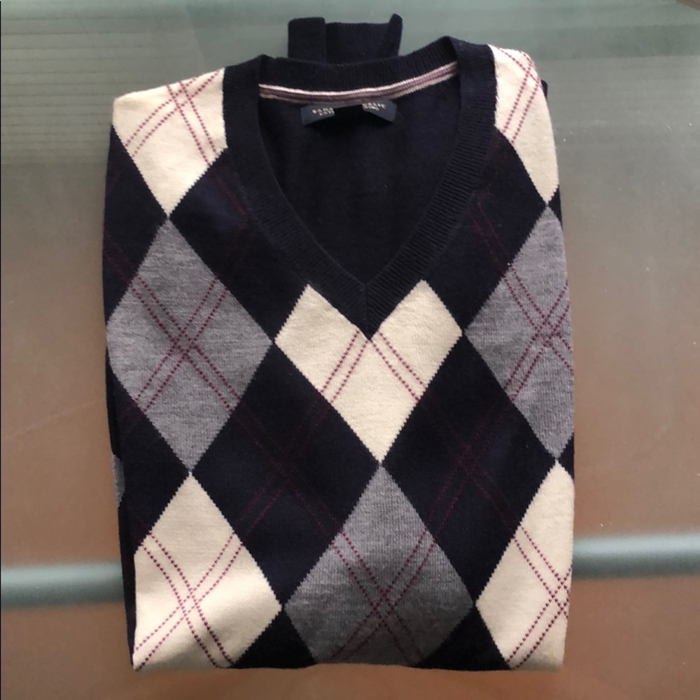 Banana Republic argyle wool sweater